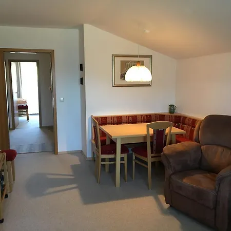 Rassreuth Apartment *